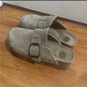 Chic Suede Platform Clogs with Buckle